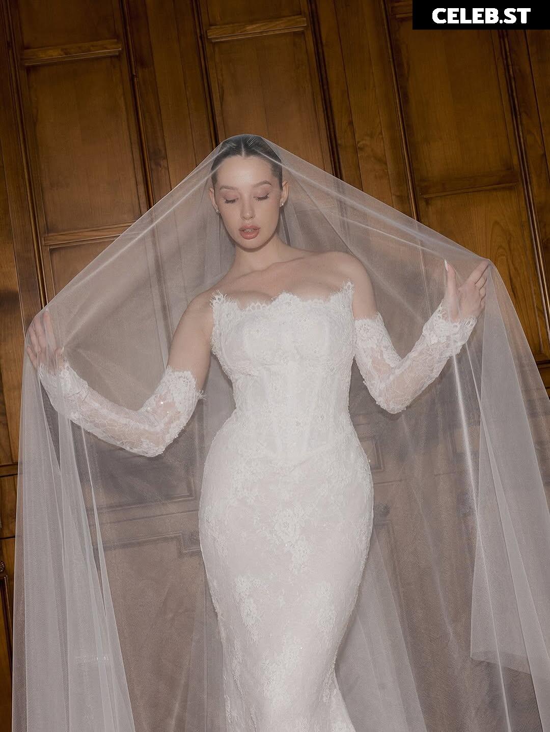 Anisimova Anastasia / anisimovaanastasia Image 12282940