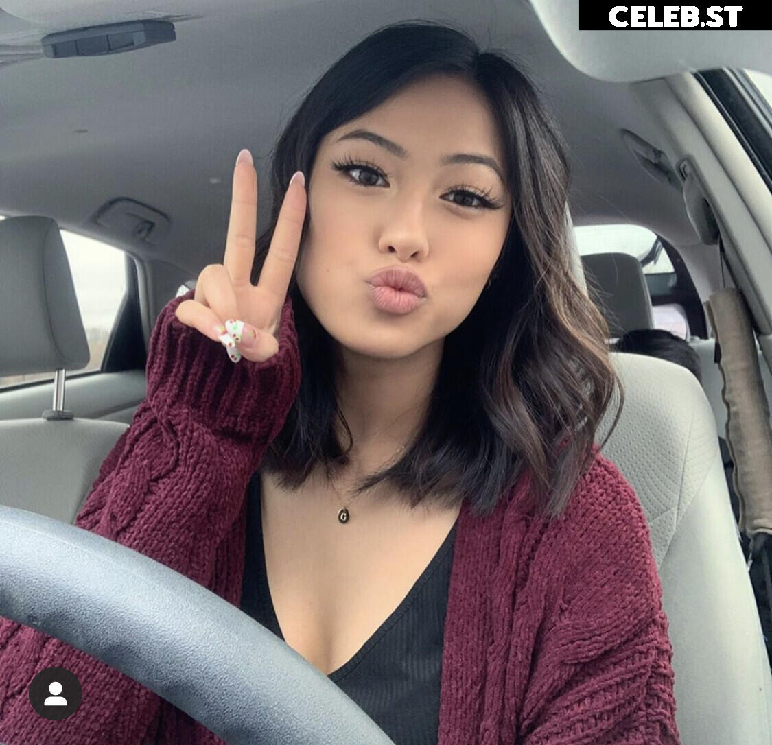 Gabby Hua @gabby.hua Image 12282424