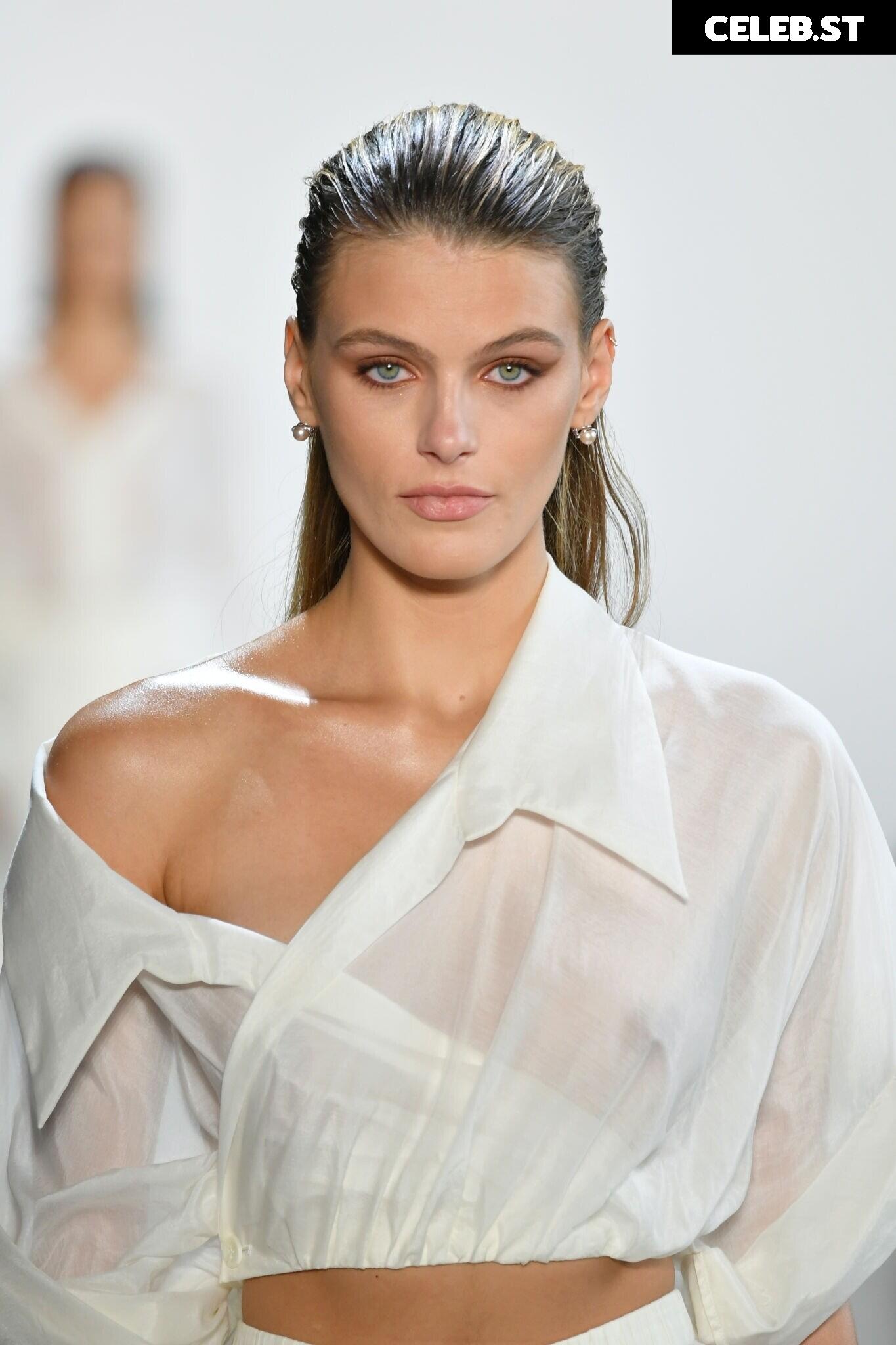 Madison Headrick Image 12282437