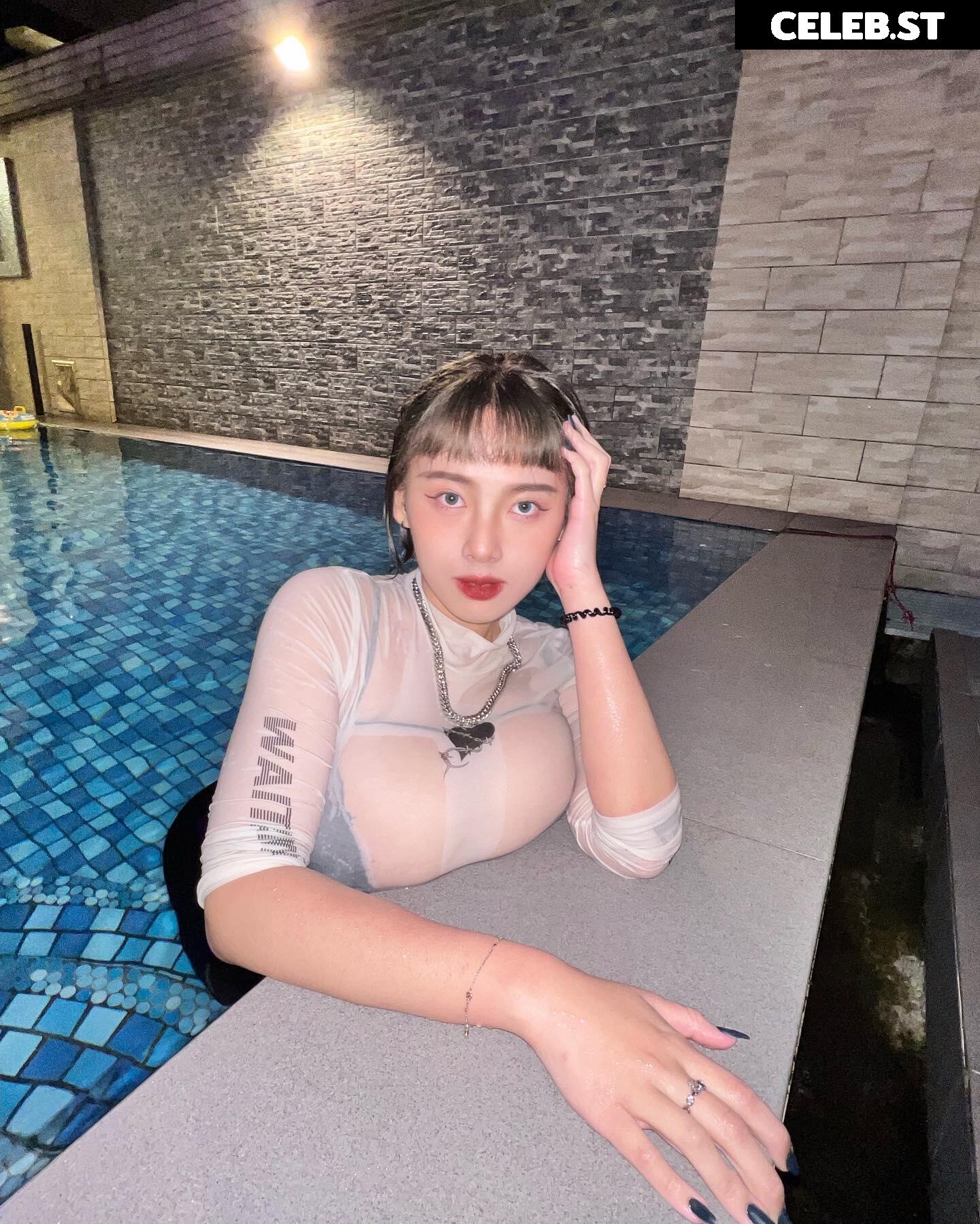 infini_abc | Katherine 劉 萱 Image 12152098