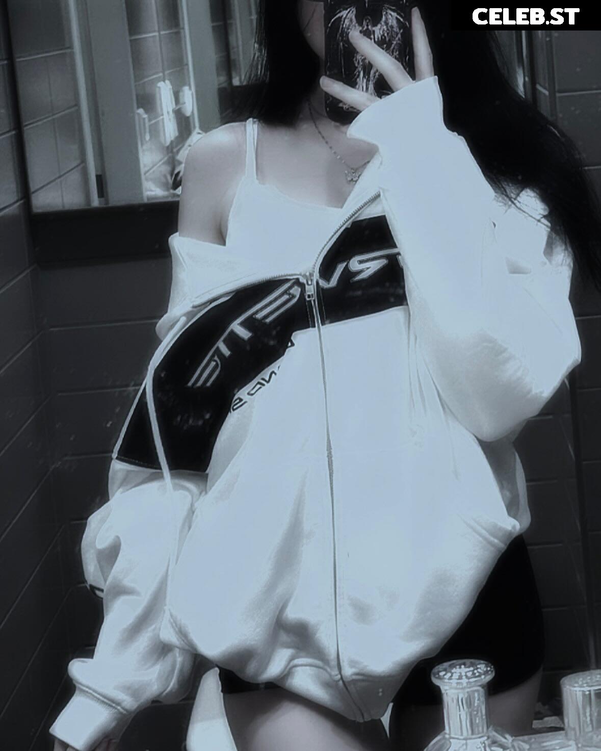 Milky Kitty (Victoria Celine) Image 12168100
