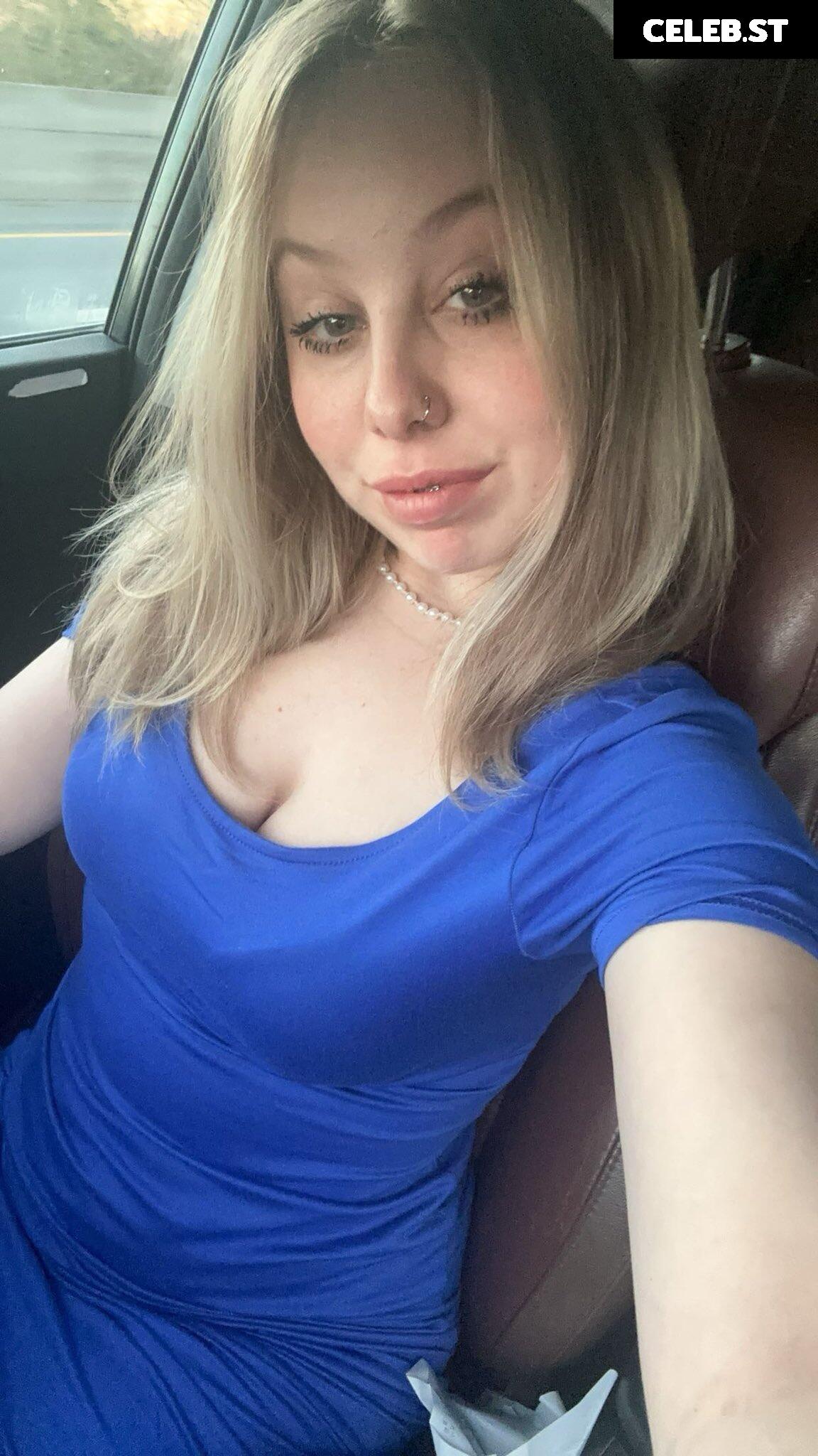 Kinzyyyy / snowitsskinzy / itsskinzyyyy / SnowBunnyQueen Image 12168036