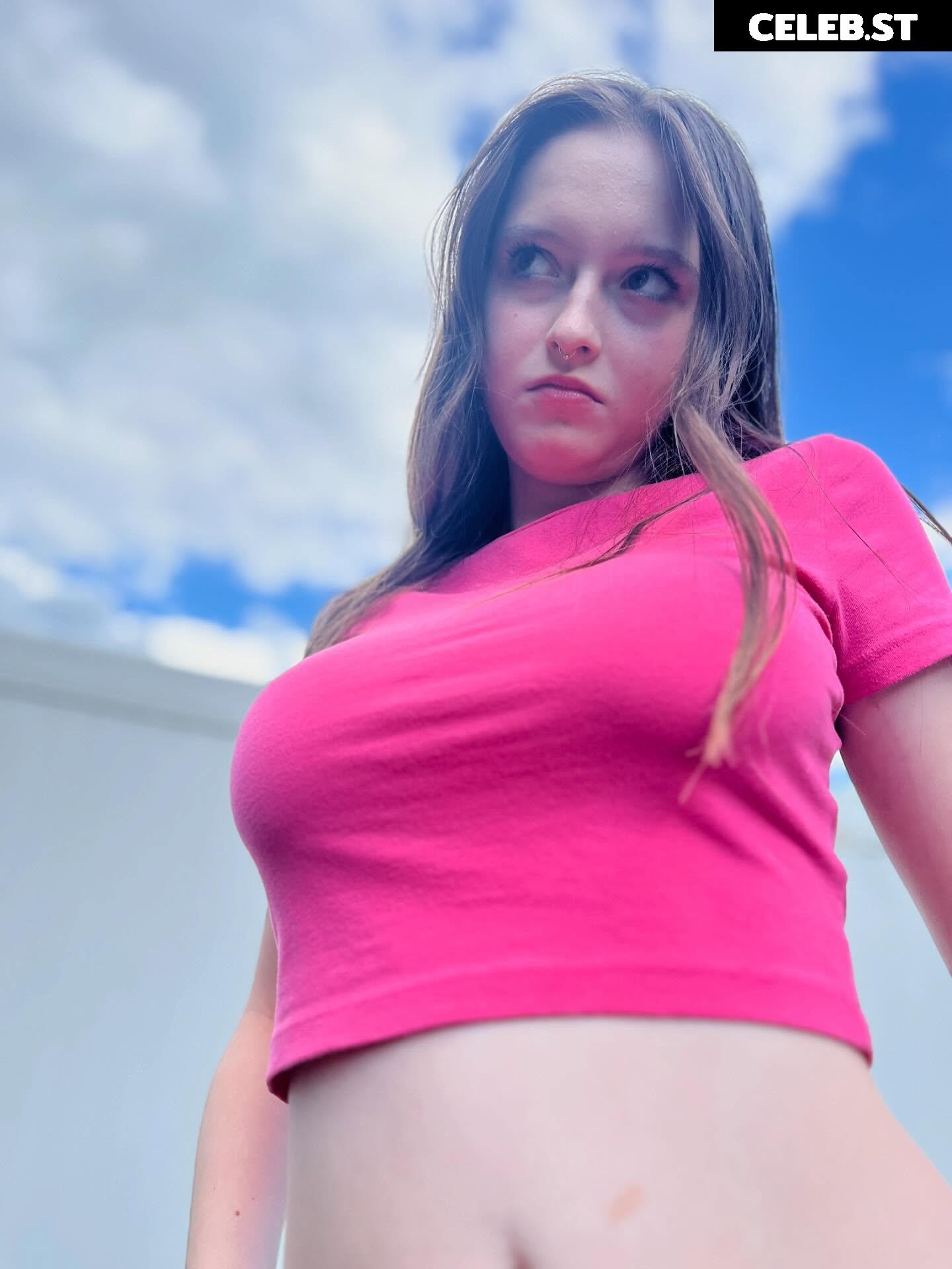 unoangryone | vonthedon | Veronica Image 12171526