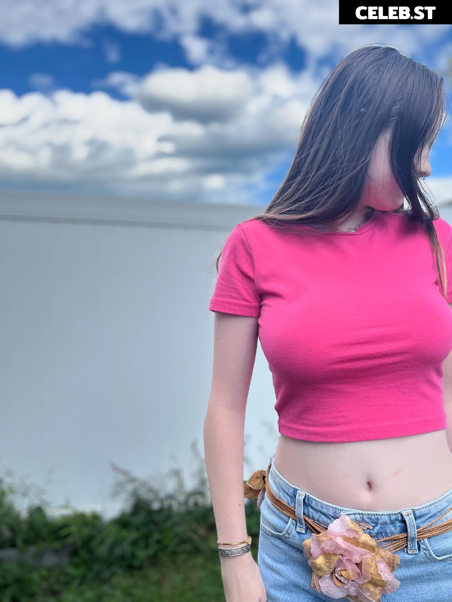unoangryone | vonthedon | Veronica Image 12171512