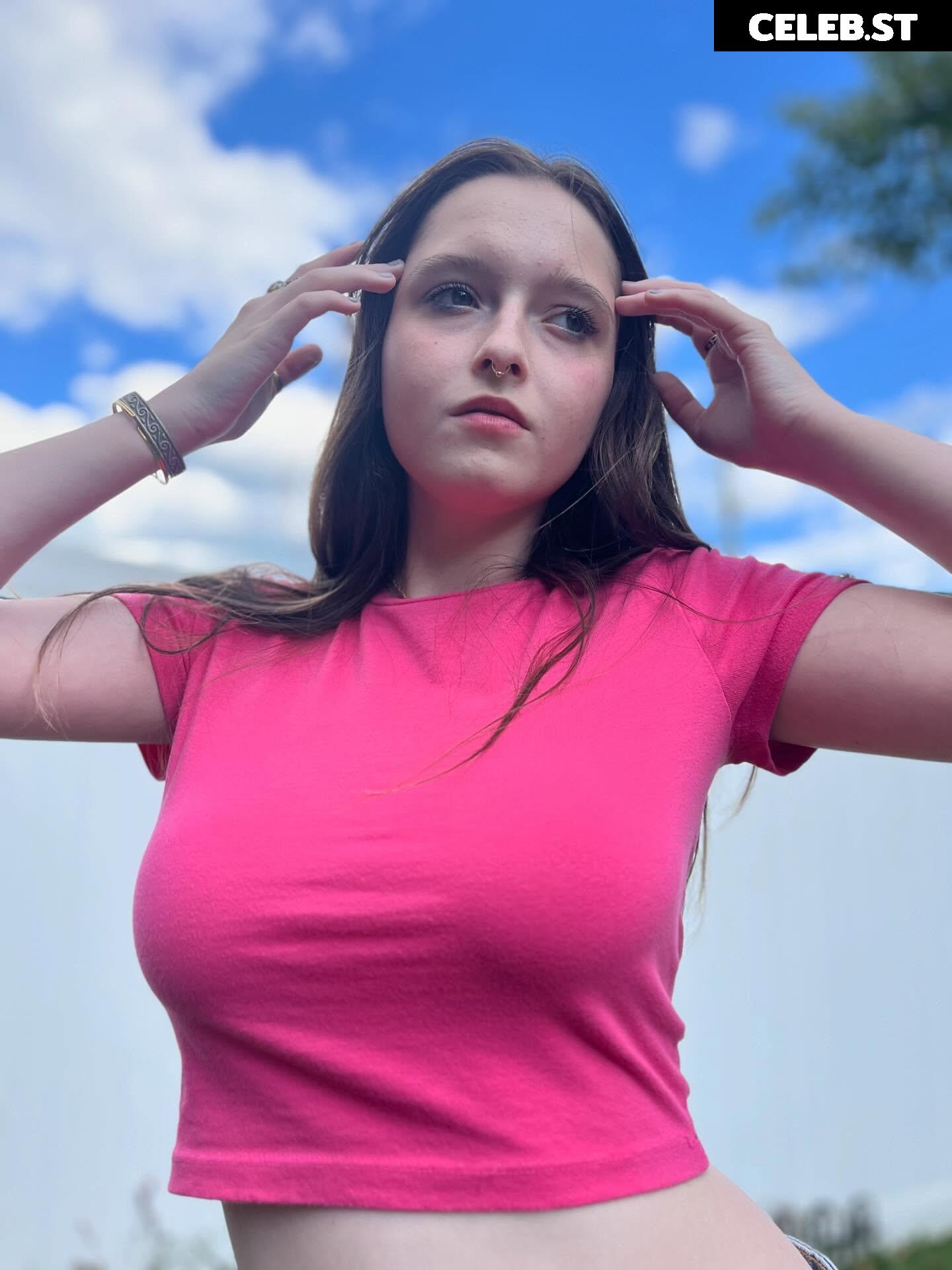 unoangryone | vonthedon | Veronica Image 12171517
