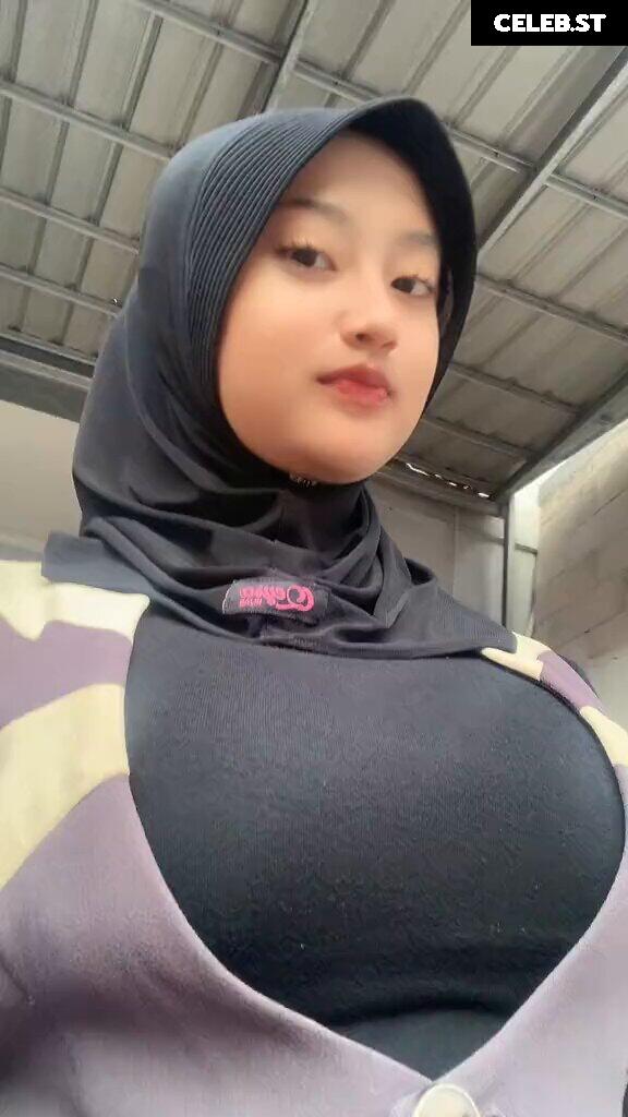 Nurmahmt / Nurma Hamastuti / nurma.hmt Image 12145653