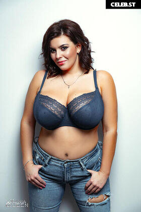XENIA QUEEN | Xenia Wood Image 12147520