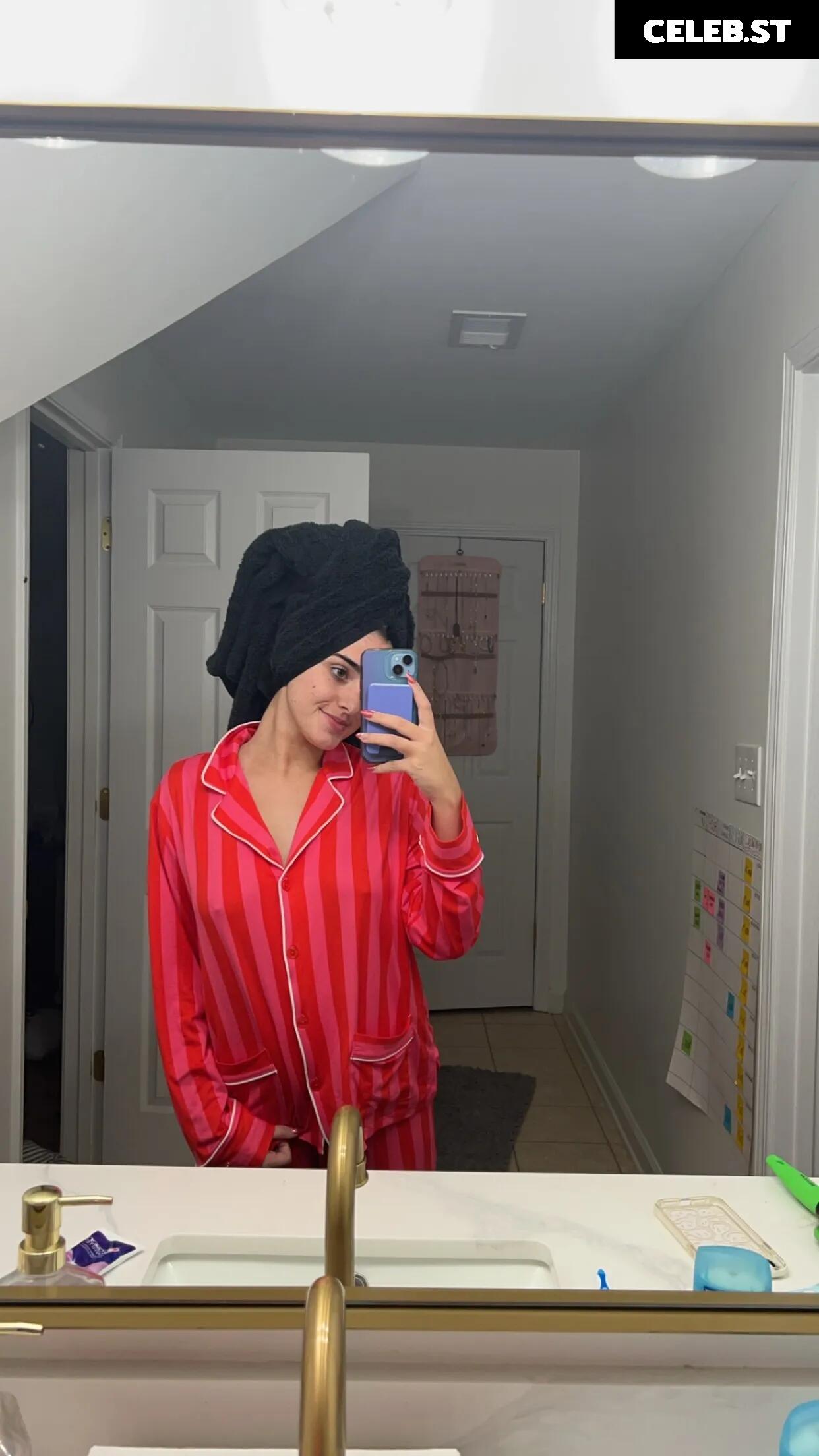 Ansley Spinks Image 12118078