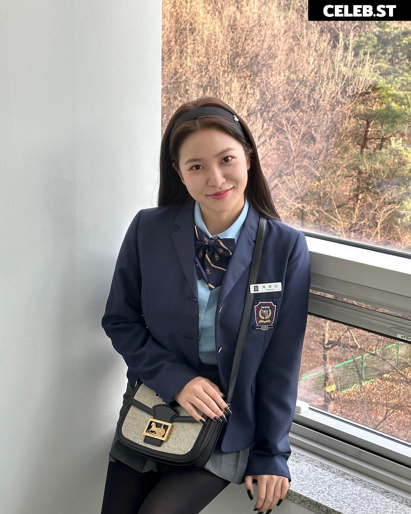 Kim Ye-rim (Yeri - Red Velvet) Image 12115920