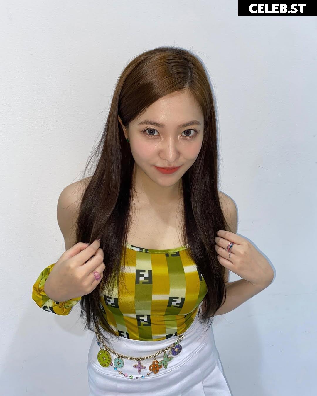 Kim Ye-rim (Yeri - Red Velvet) Image 12115835
