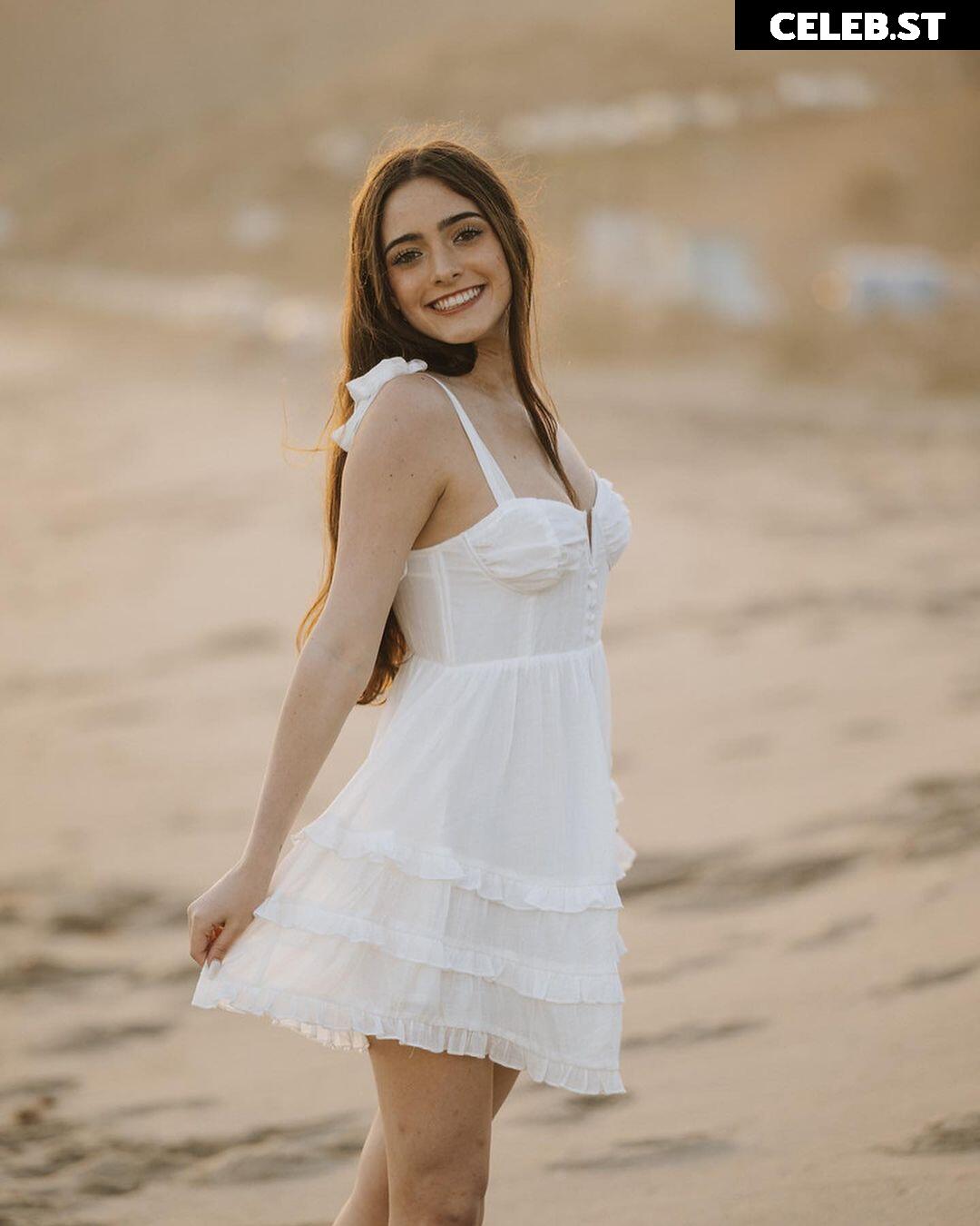 Ansley Spinks Image 12117994