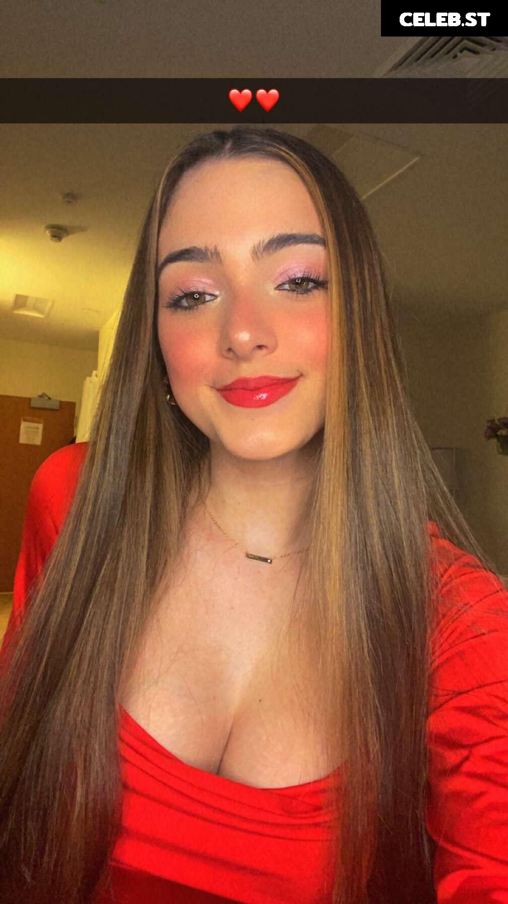 Ansley Spinks Image 12117988