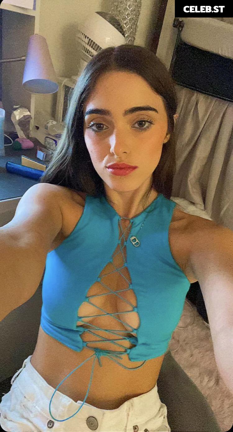 Ansley Spinks Image 12117953