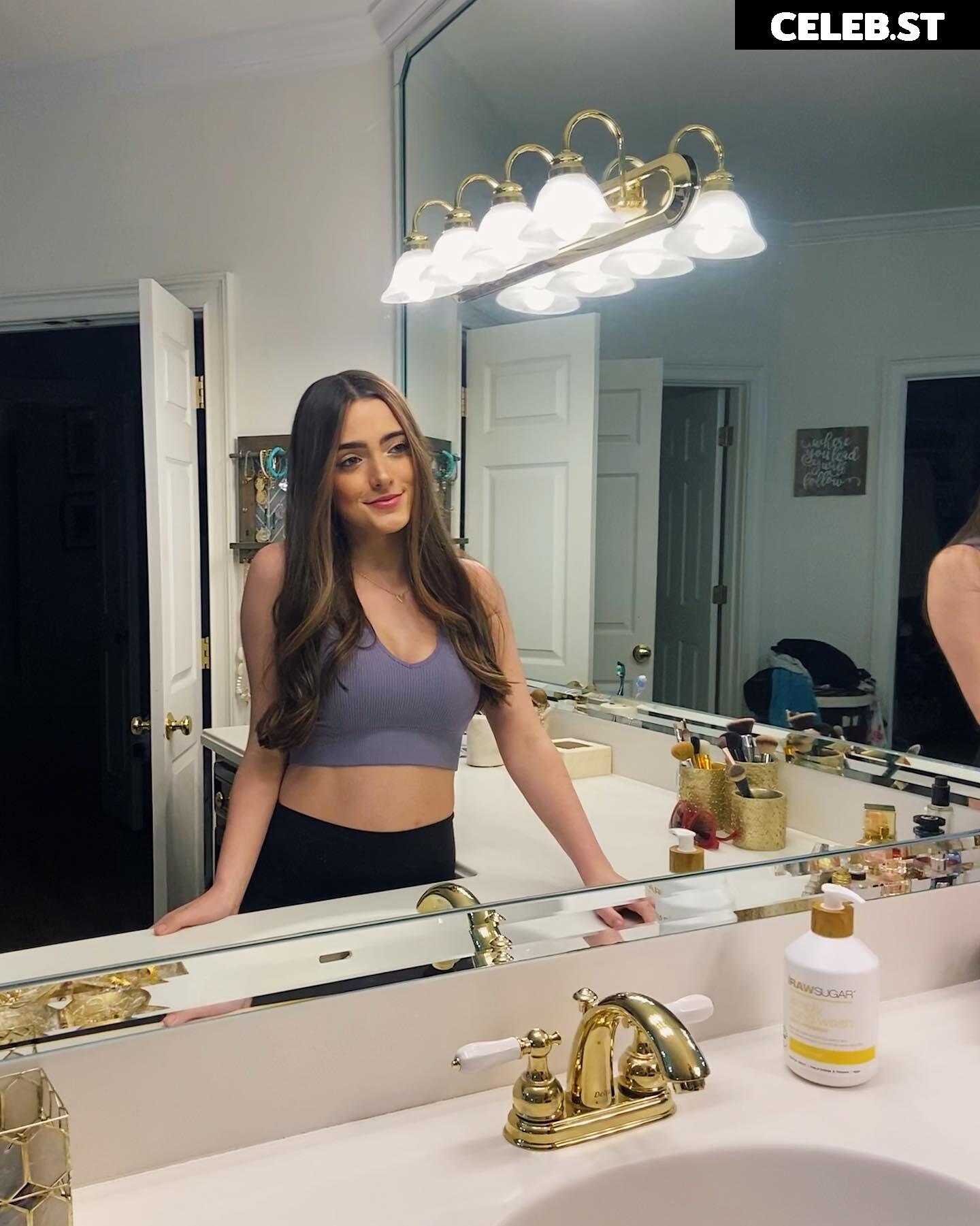 Ansley Spinks Image 12117959