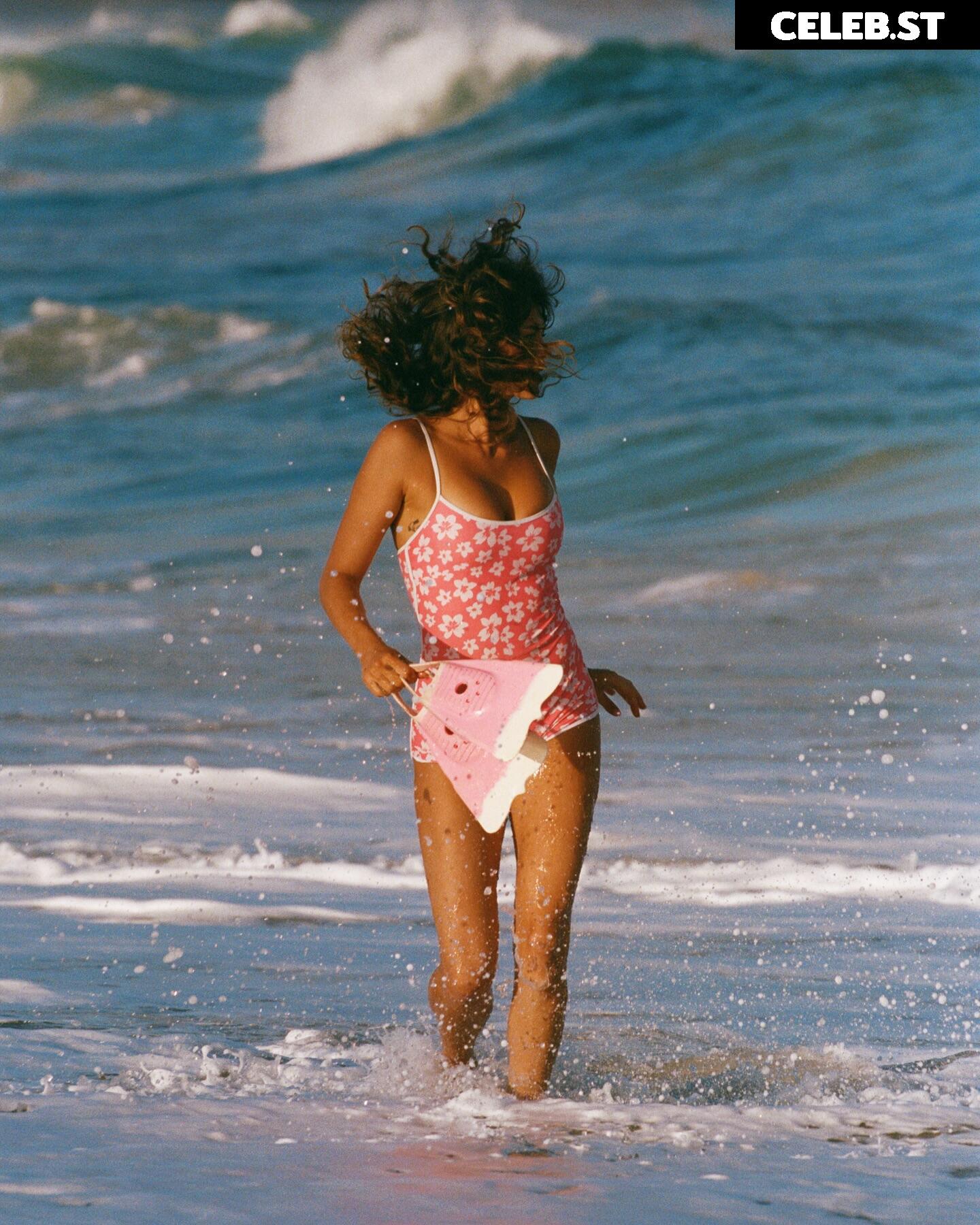 Sydney Malia Walker (@sydneymaliawalker) Image 12117816