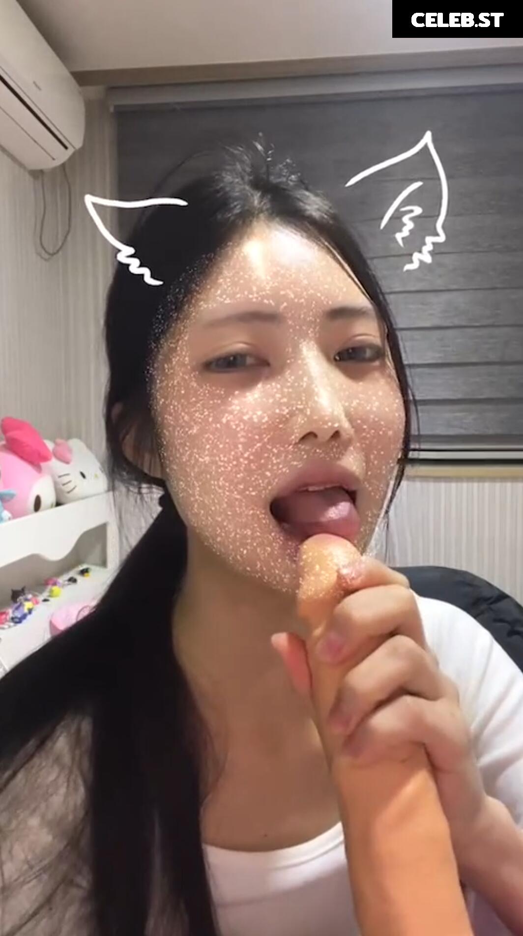 ehxoehlstkfka0 | red__dxxx | fhdclwmtmxlr1 | Qwerasdf1 Image 12111017