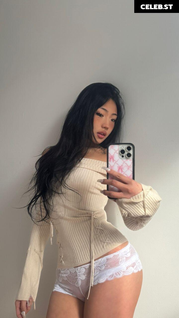 Hannah Noelle | hanahhwang Image 12112138
