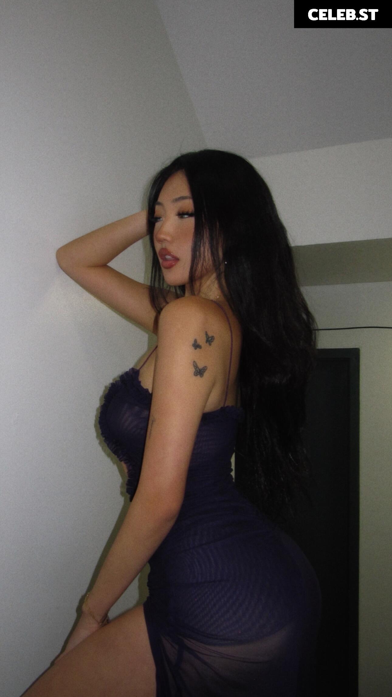 Hannah Noelle | hanahhwang Image 12112145
