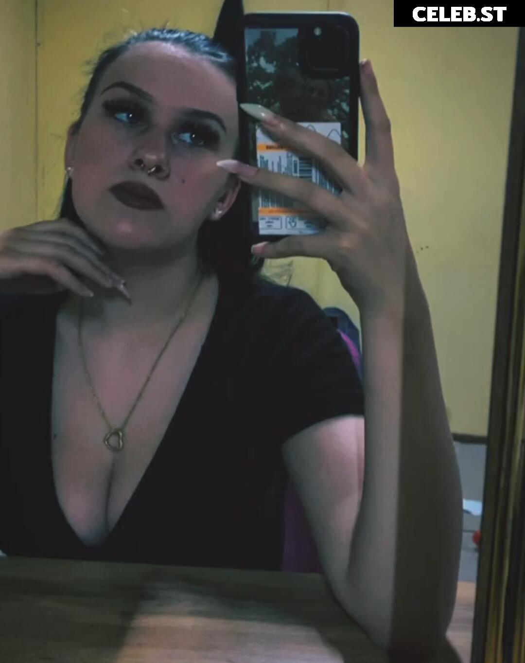 _a_x_n_x / Anna Mueller Image 12119458