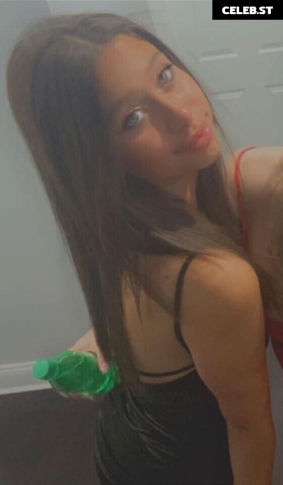 Nicolena Schoonmaker - nicolenaschoonmaker / nicolenaschoonmaker1 Image 12119162
