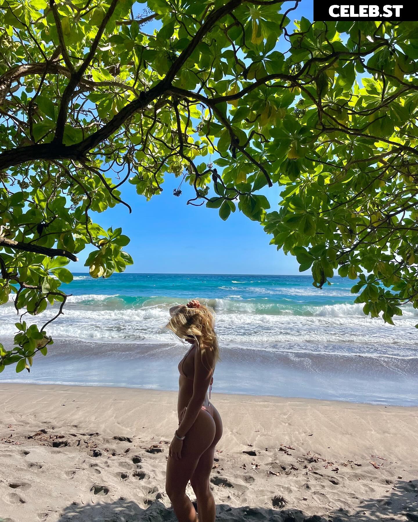 Luna Loyd Image 12119291