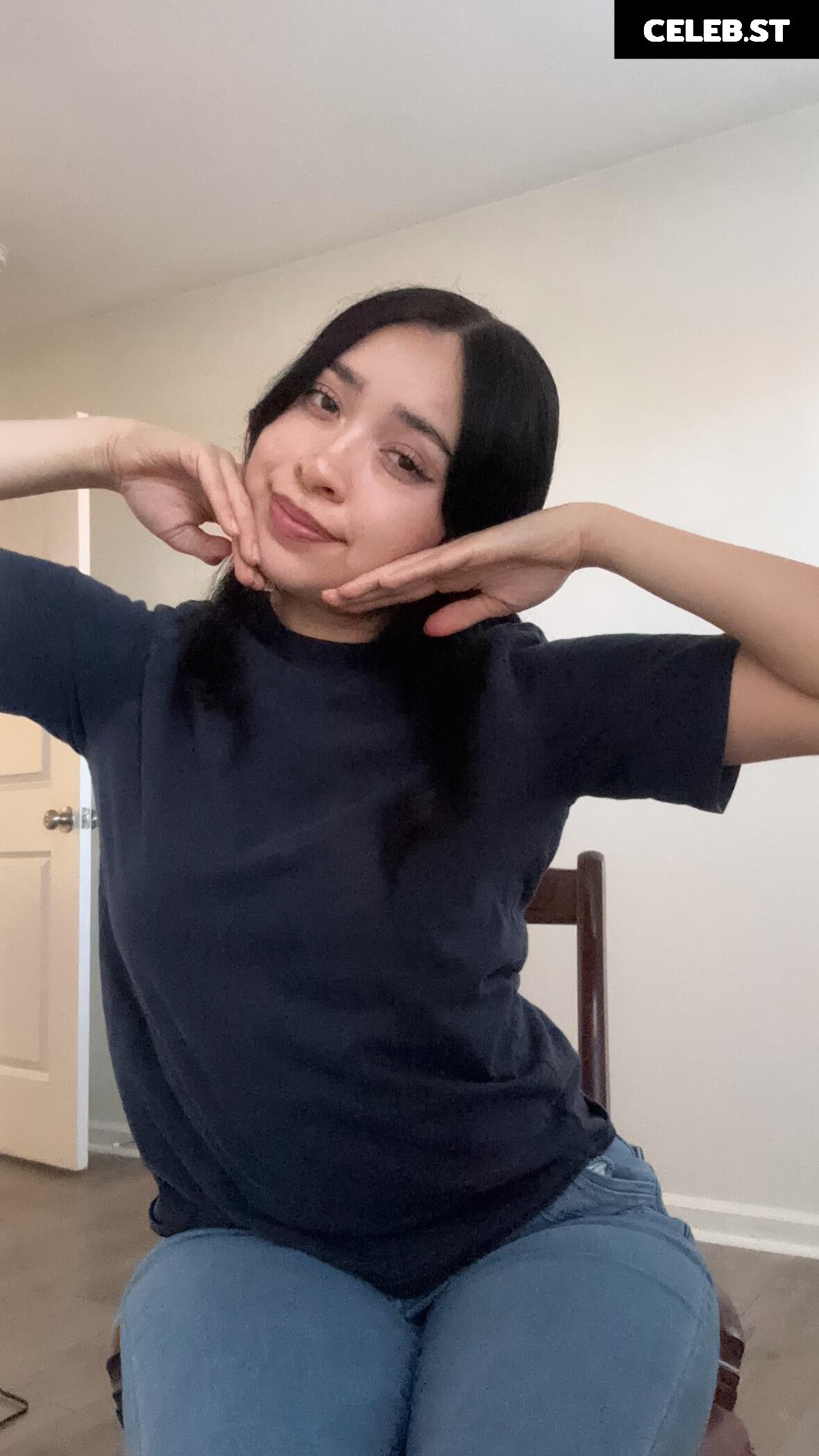 iamjazzzyg / itsjazzzyg - Cute TikTok Latina Image 12124642