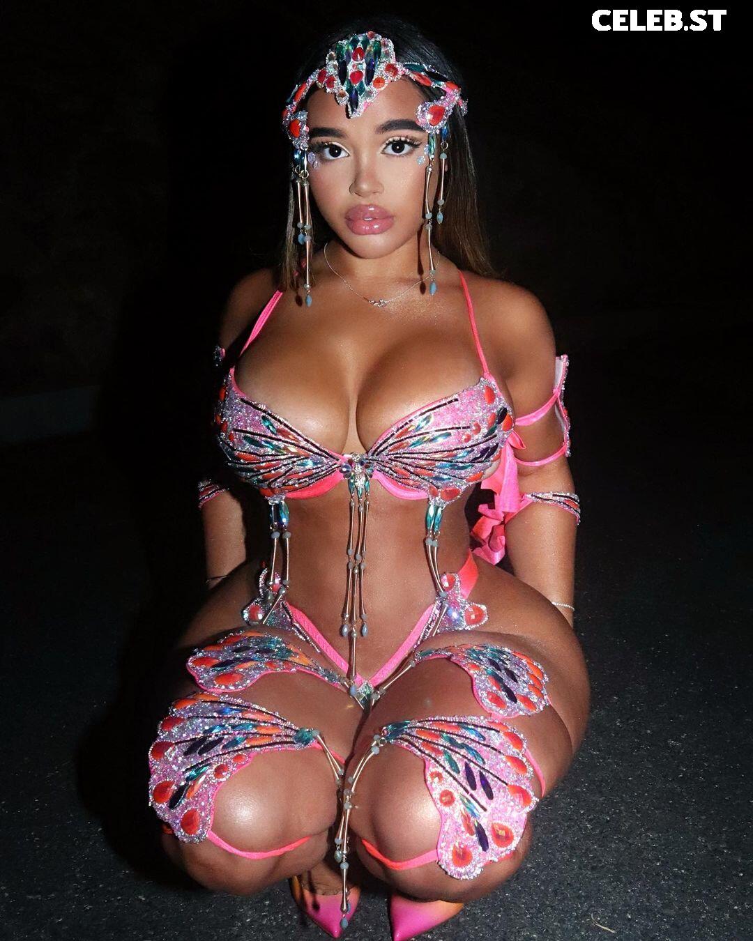Giselle Lynette | dguzzler Image 12126924