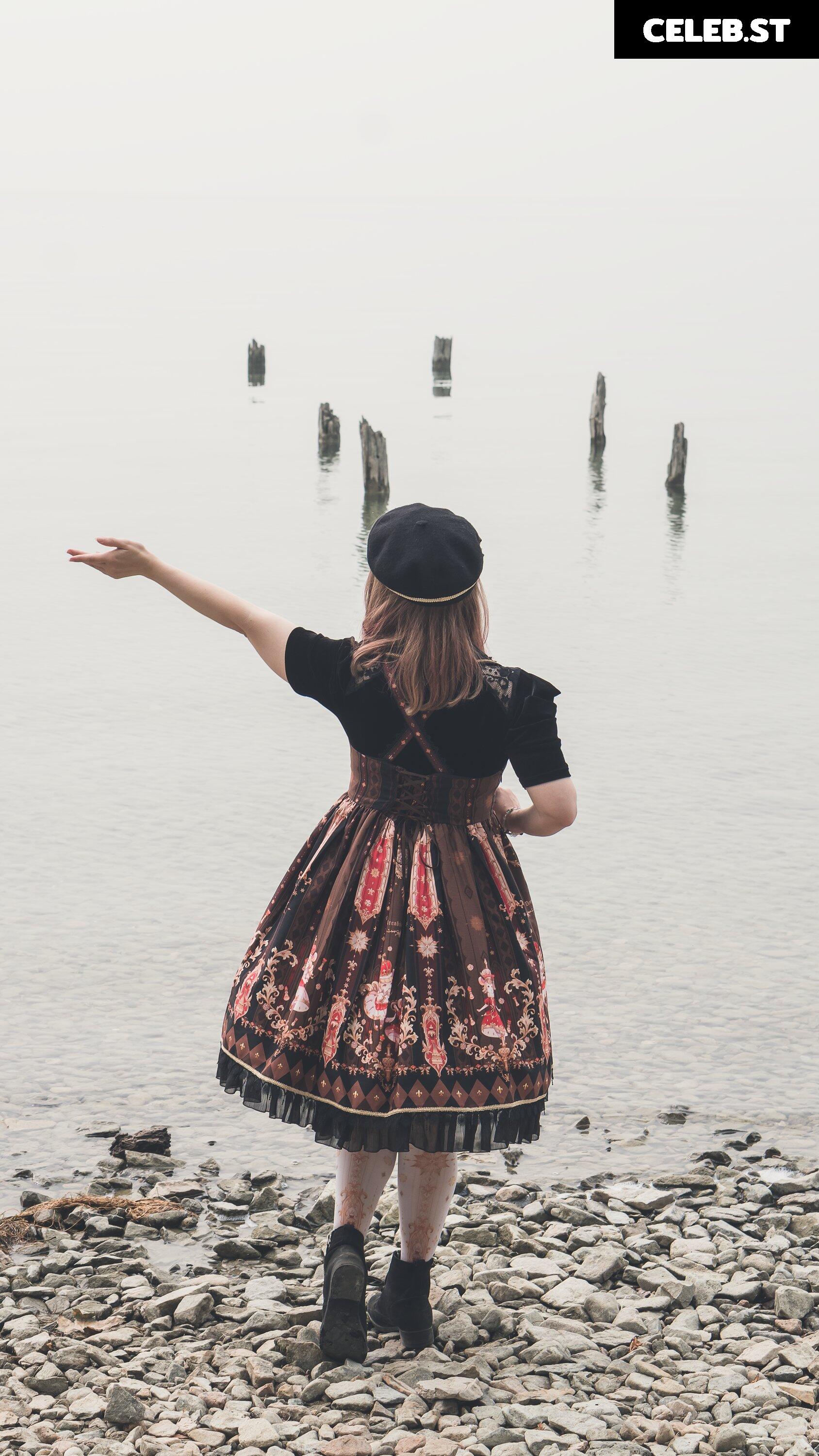 girl_dm_ | Luna Image 12126169