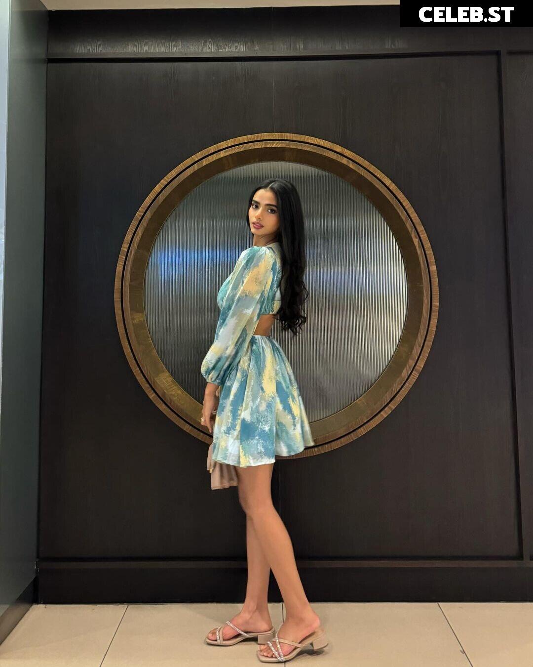 Marina / marvnaa Image 12121456