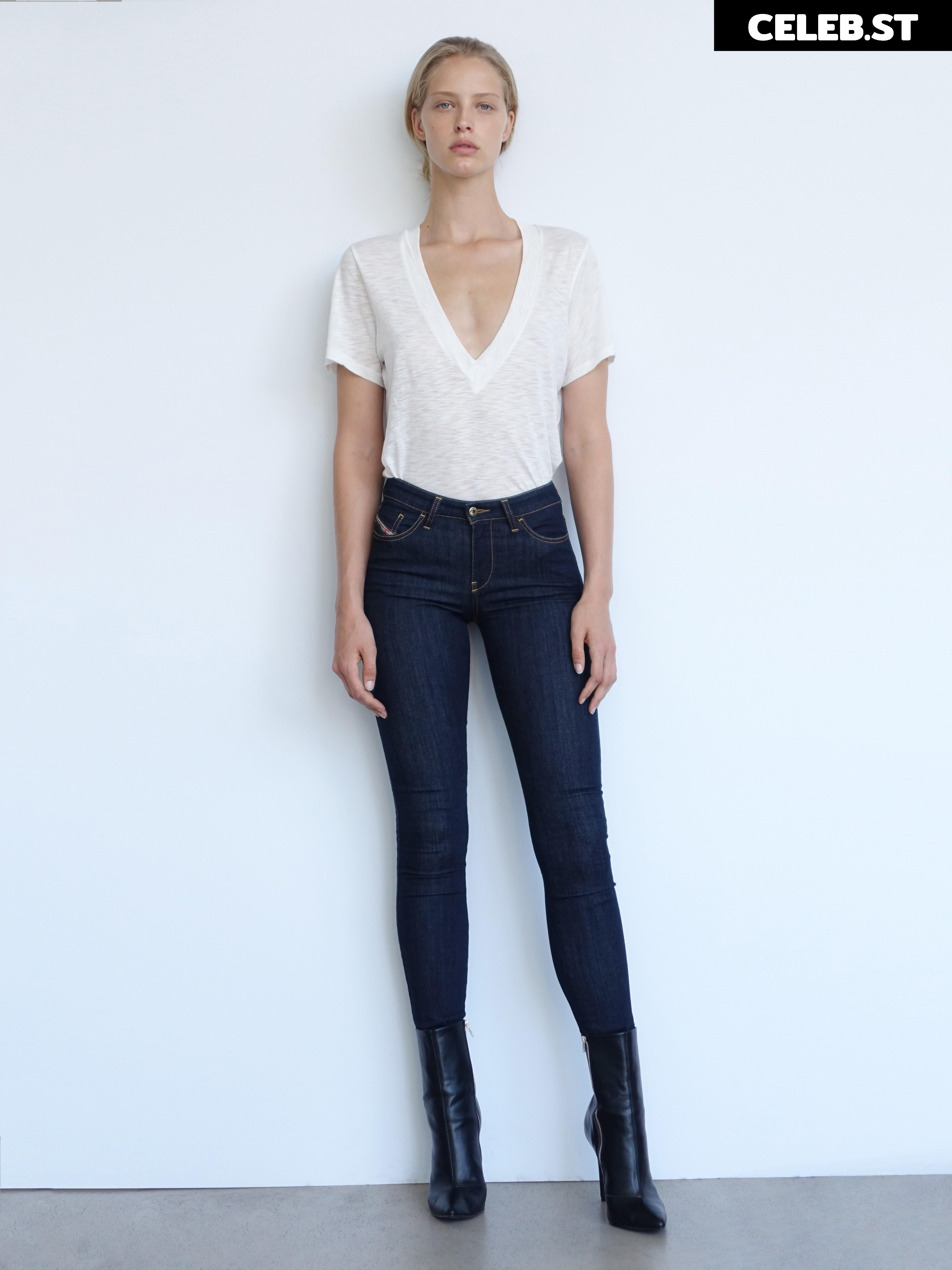 Abby Champion Image 12121727