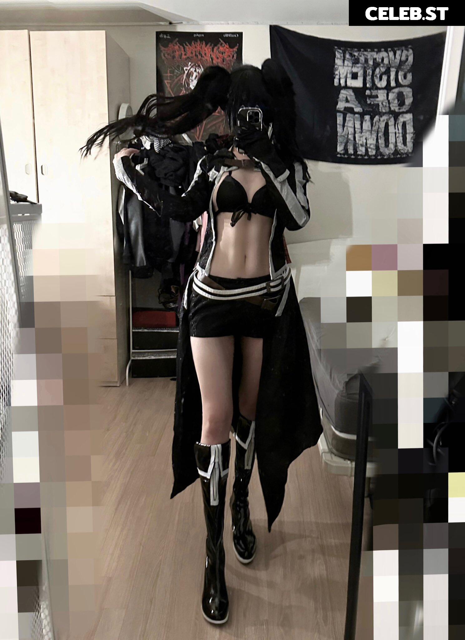 skr_u_ Image 12120680