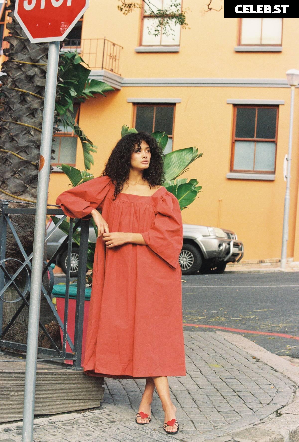 Geenah P Image 12120018