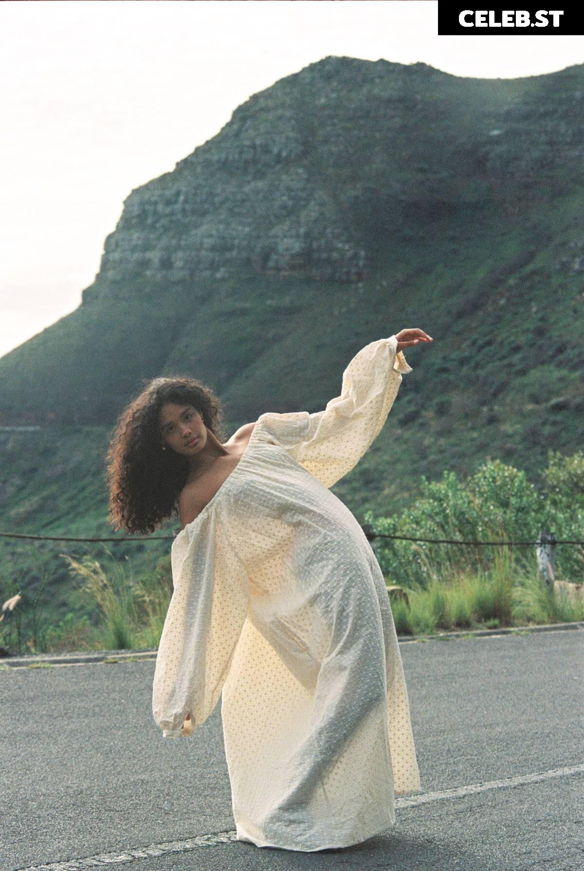 Geenah P Image 12120061