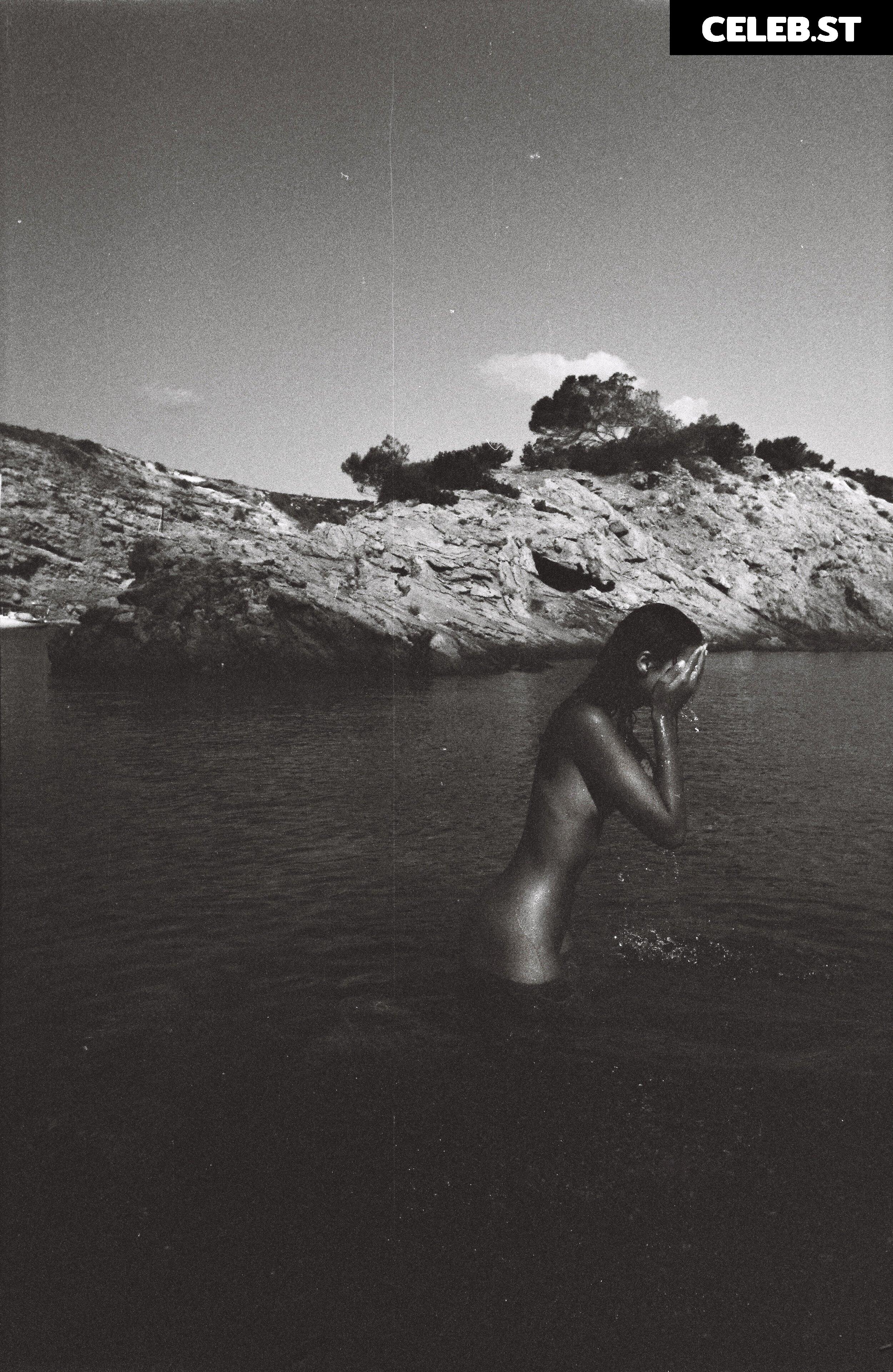 Geenah P Image 12120077