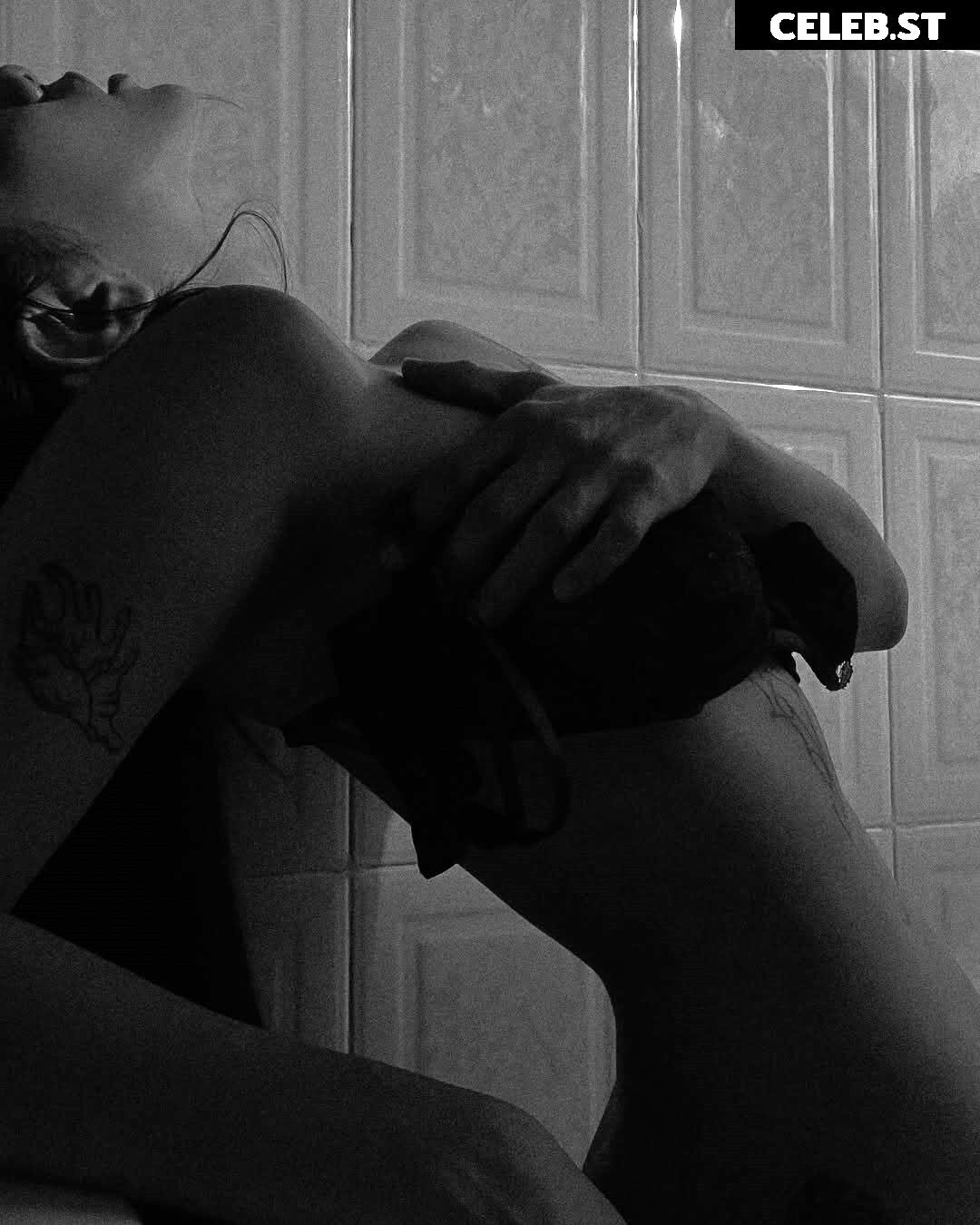 Ale Acosta / Alexandra Acosta /Al.Xannn Image 12123324