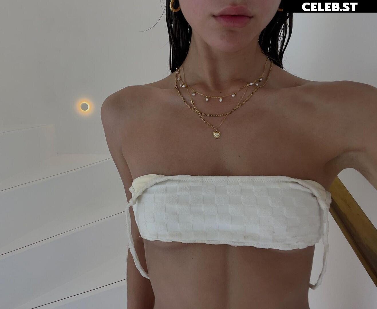 Olivia Grivas / Liv Grivas Image 12122940