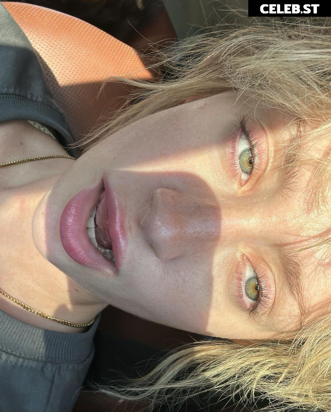 Sophie Morelli Image 12122892