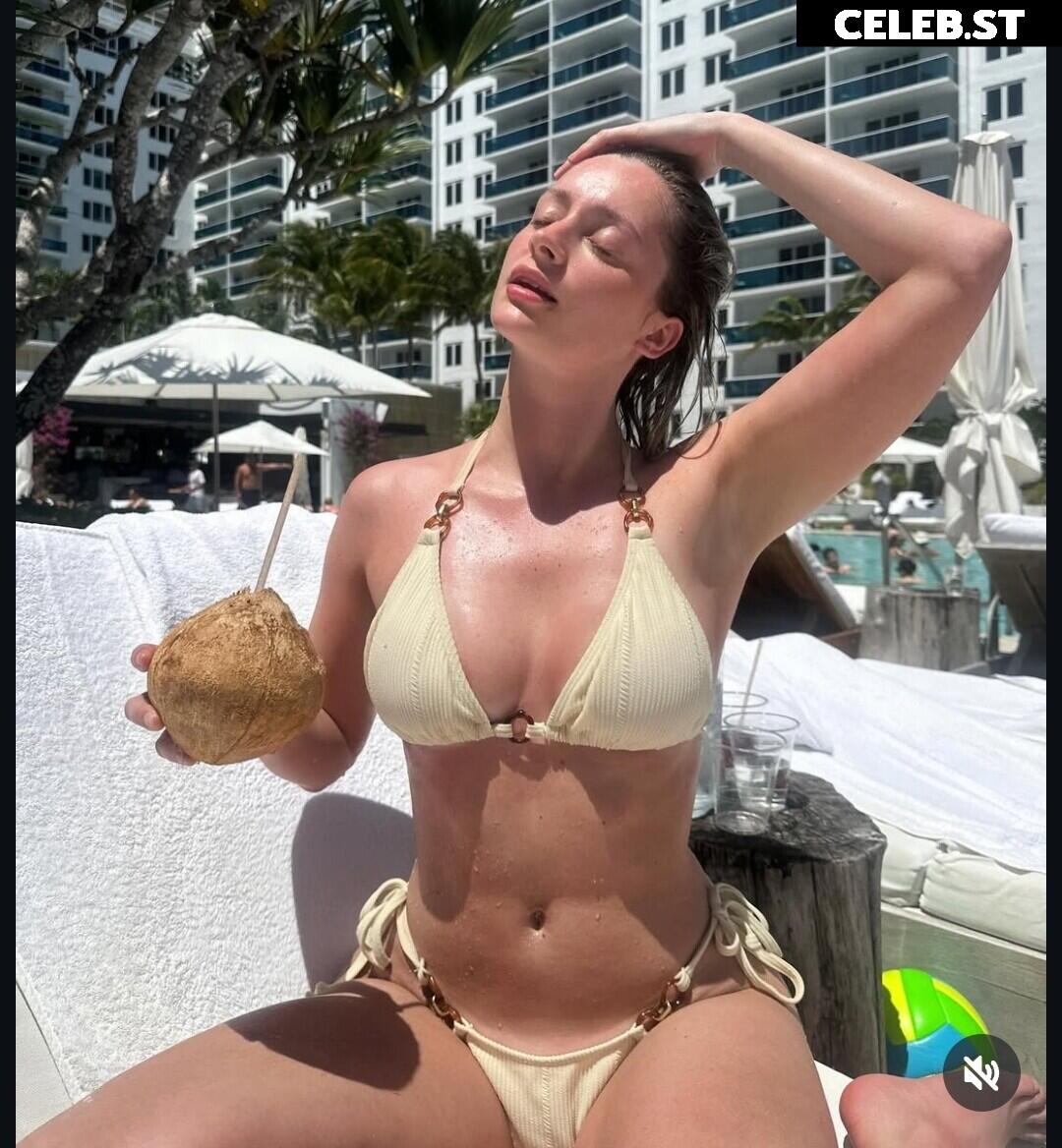 Sophie Morelli Image 12122894