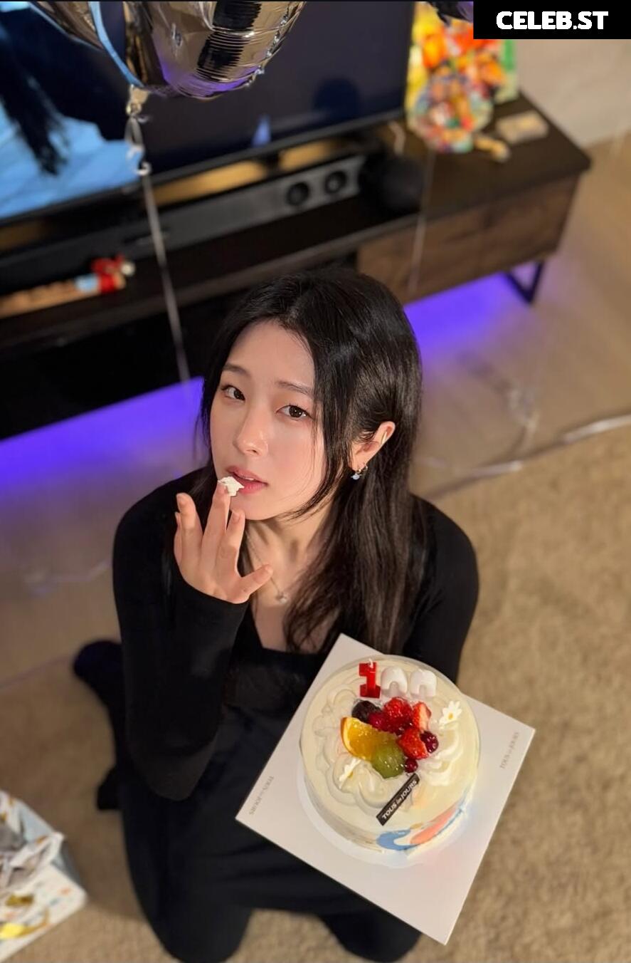 Jumybear / Jooli Lee Image 12122161