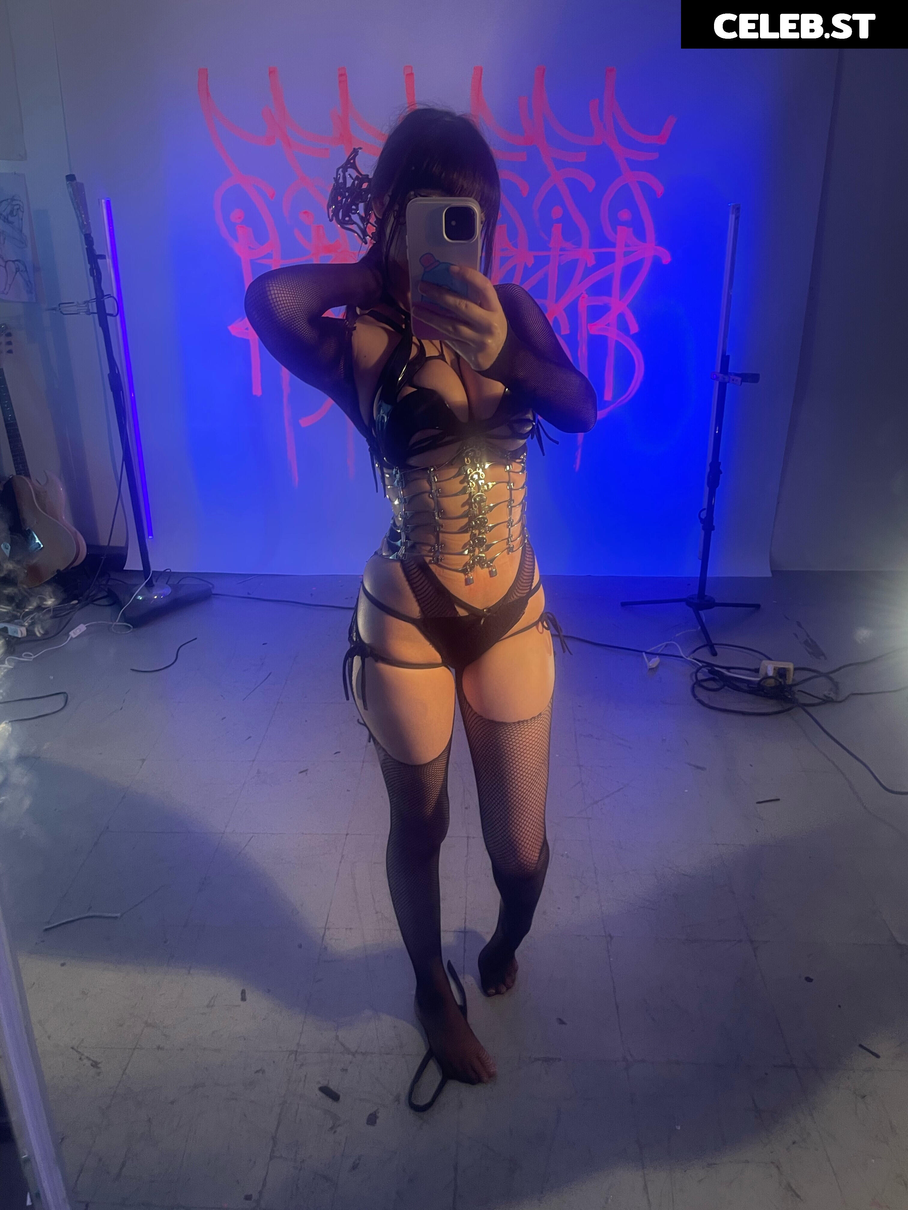 Xull | Silkyfabric Image 12134839