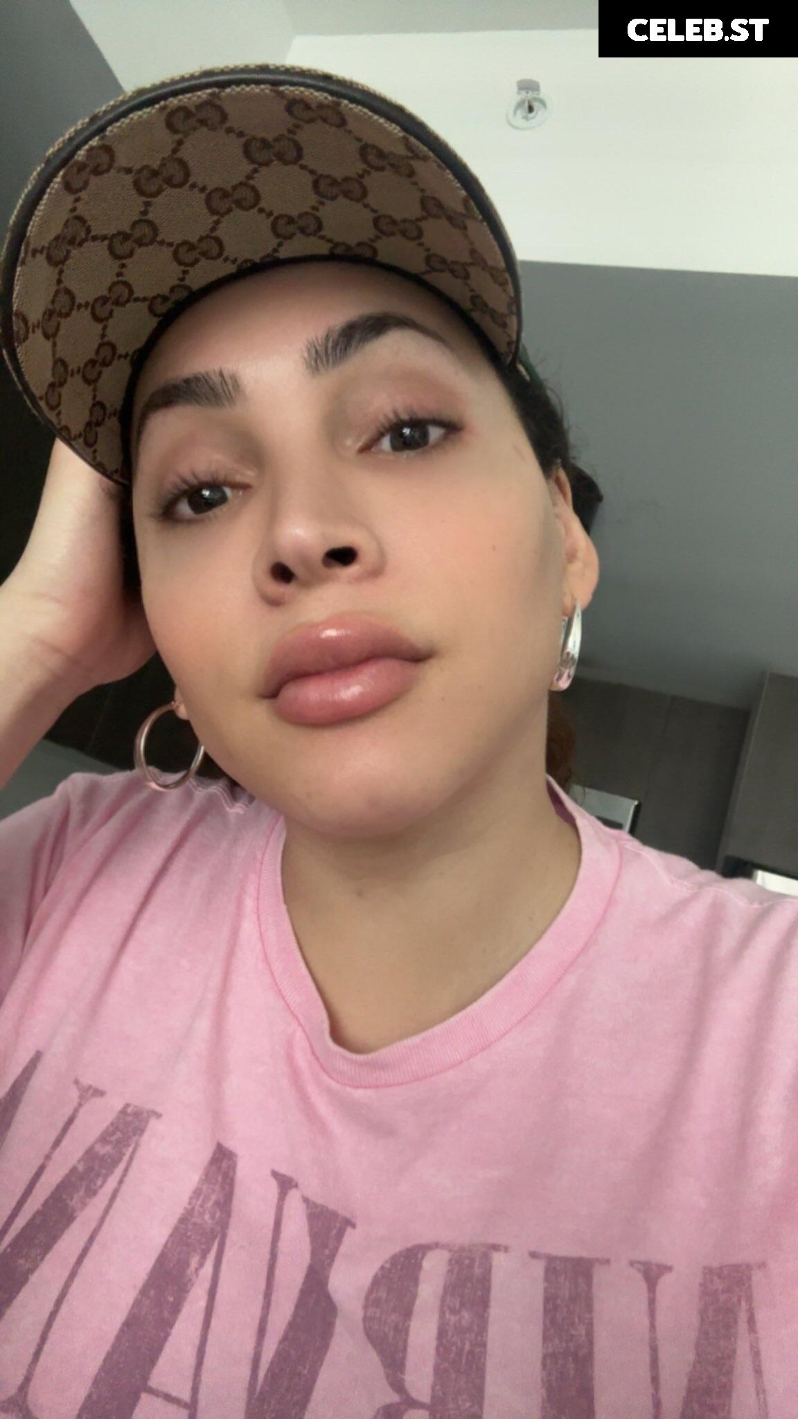 SonyaHung | sonyaa2k18 Image 12137492