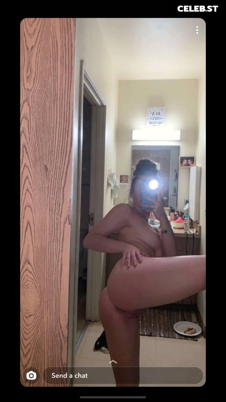 @racheleatsome / racheleatsomee / rae.easom Image 12131885