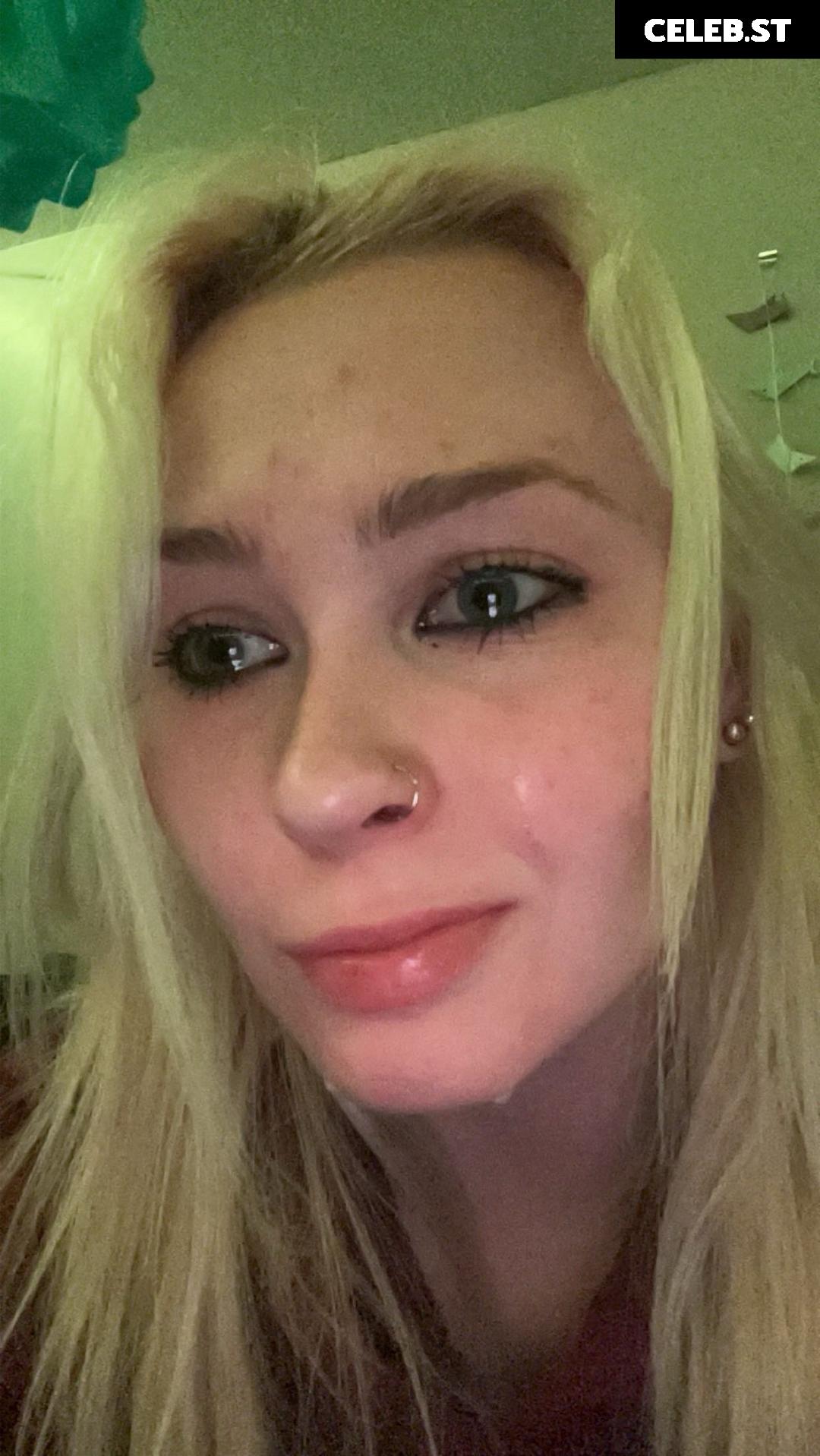 th3.thrasher.smasher (Ashley Lawrence) Image 12131688