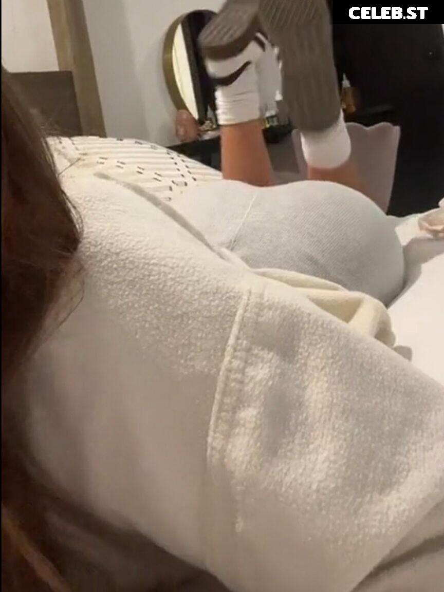 chloeparker6277 / bunnybunny924 / chloe.parkerrrr Image 12131634