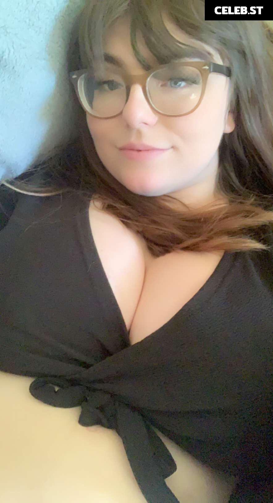 u/meganfayy | realcococash Image 12131030