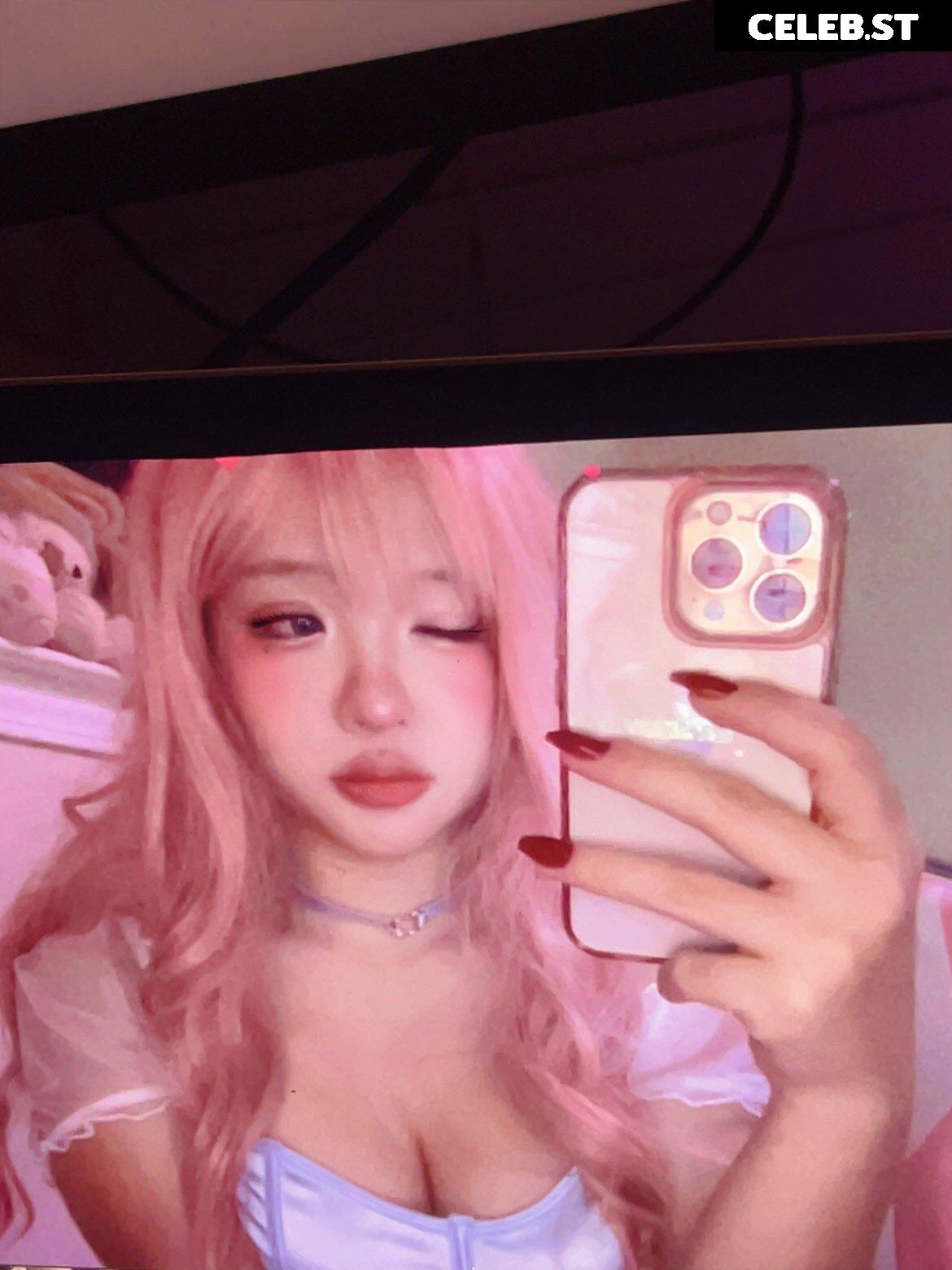 manekinekoluvu Image 12108141