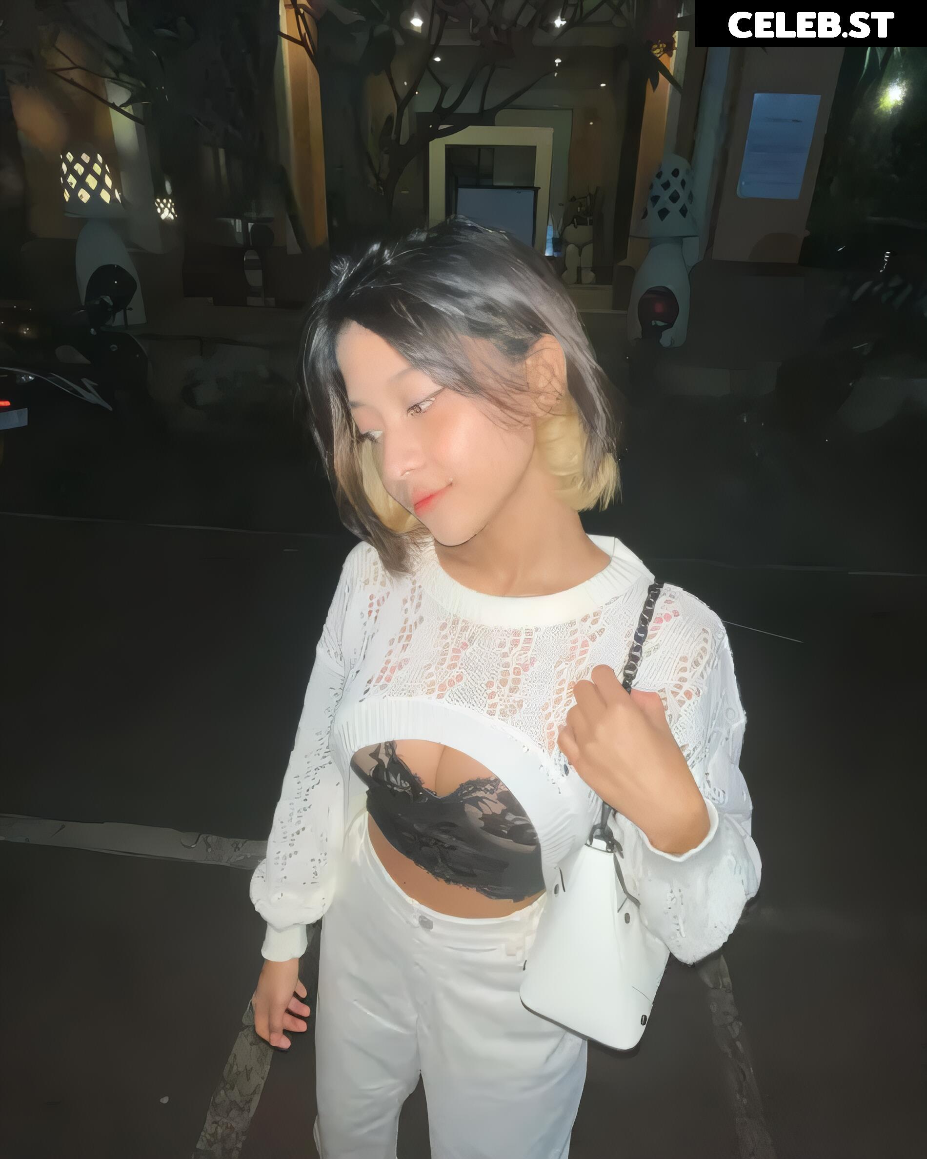 Patricia Cia / ciabocil_ / ciabocil02 /haypatriciaa_ / patriciaabocil /patriciabocil Image 12107516