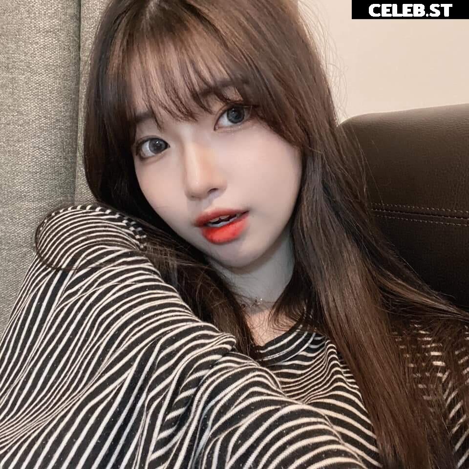 Se Yeon - lovely_._v Image 12102416