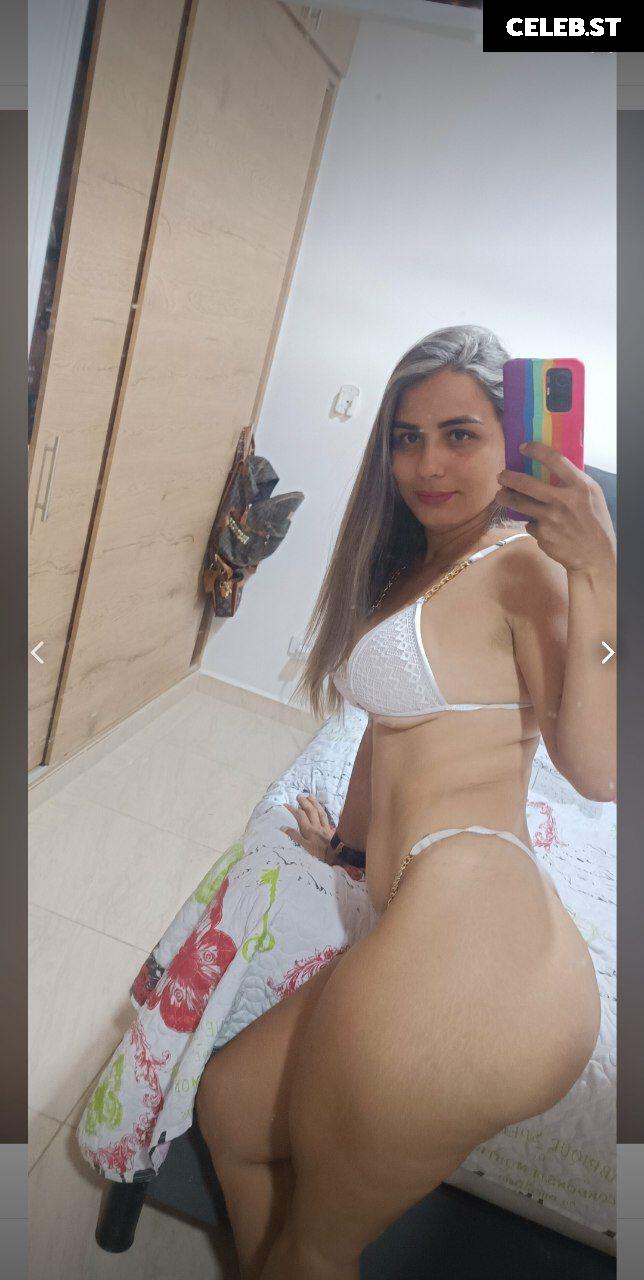 Alejita Rios / alejitarios27 Image 12055937
