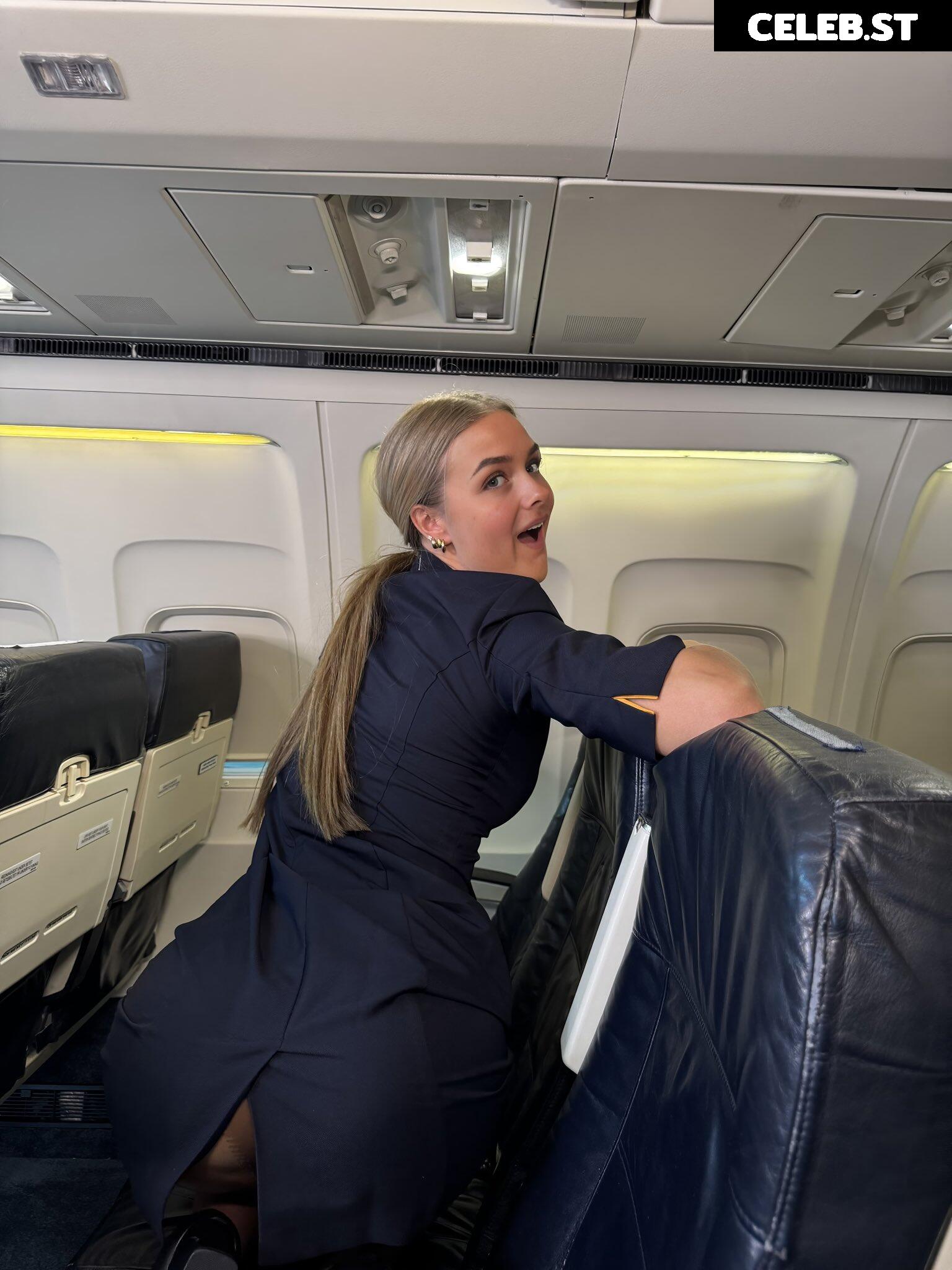 Sharon Brennan | sharonmilehigh | sharonbrennanxo Image 12053610